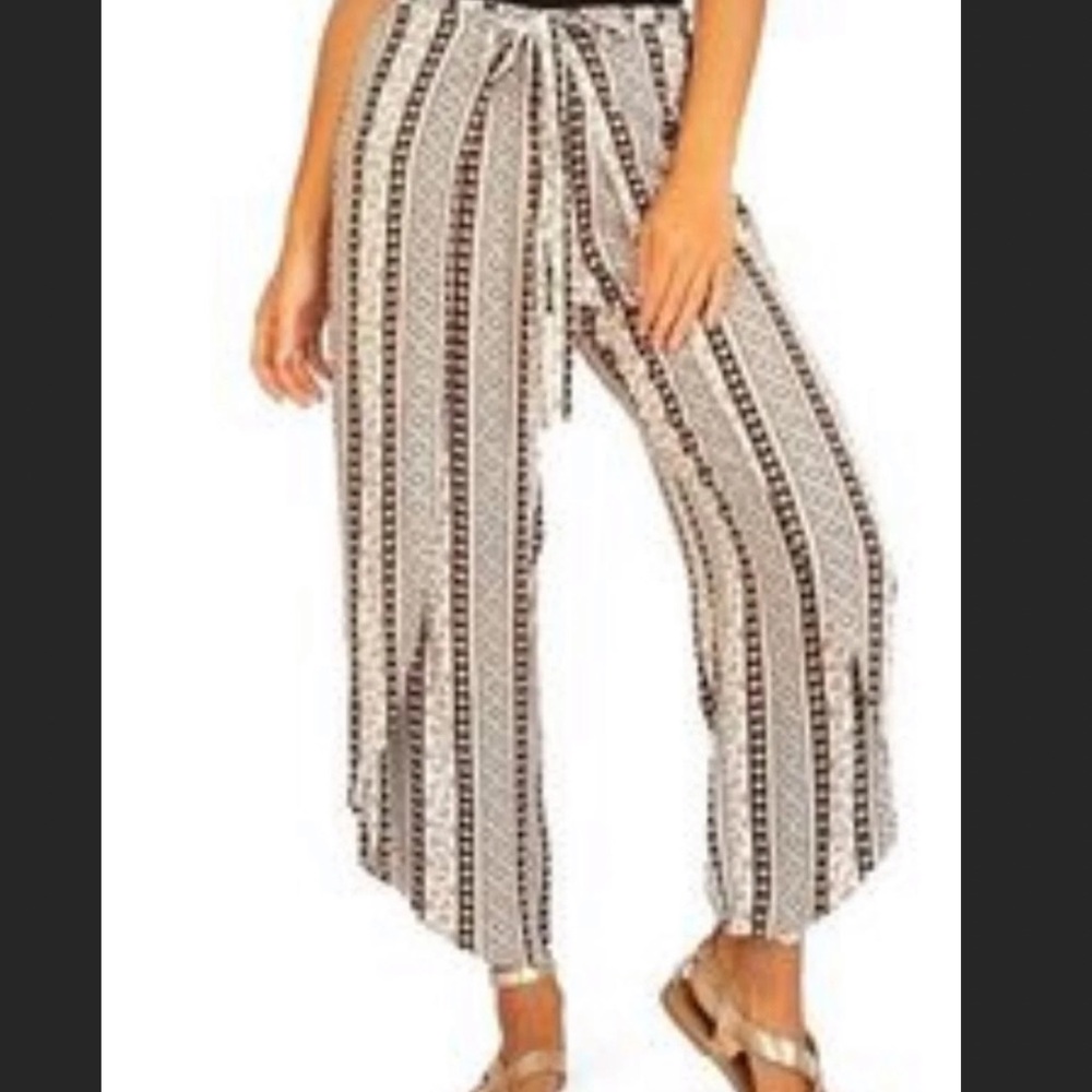 Womens IZ byer wide leg pants